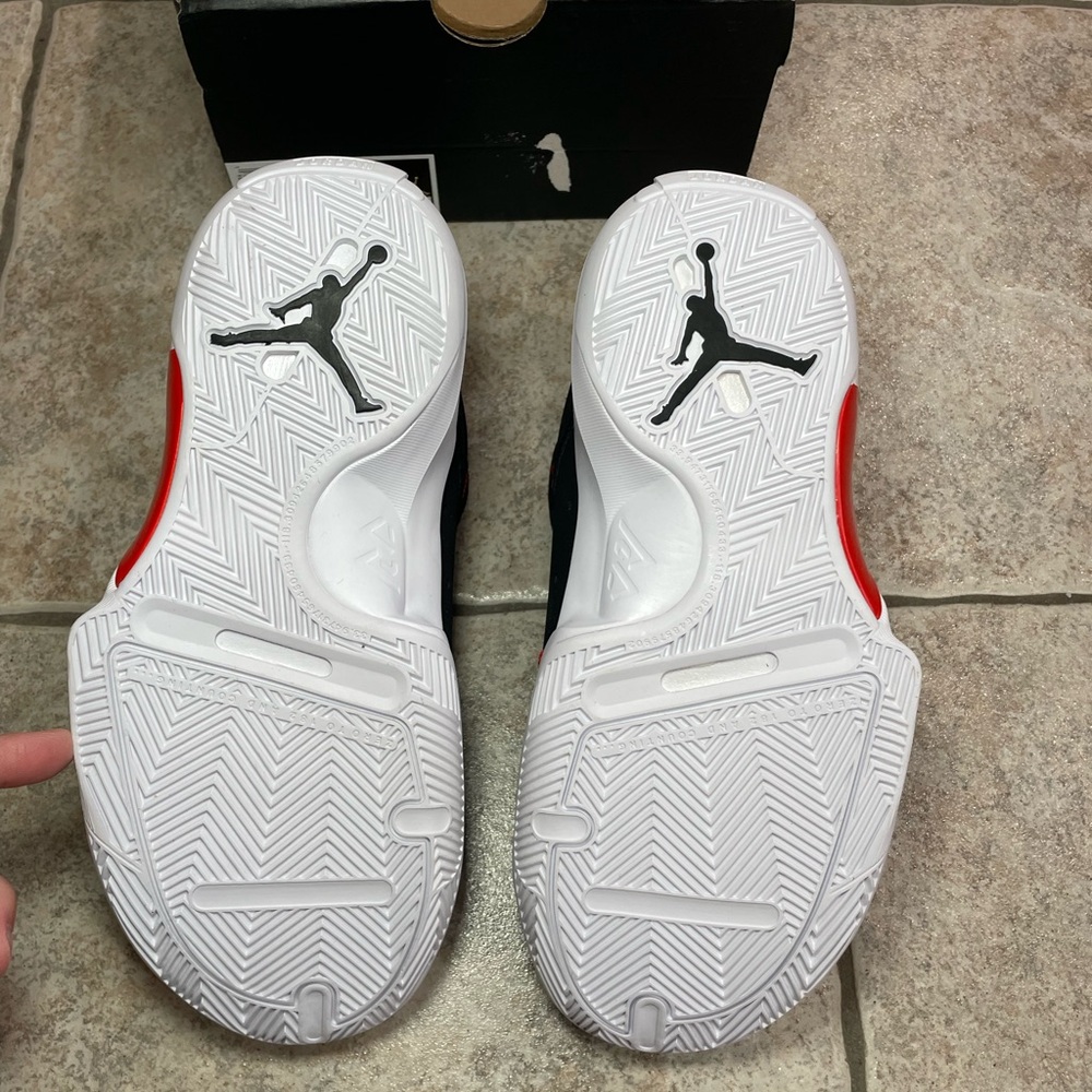Jordan One Take youth Basketball Shoes size 7 - Picture 4 of 11